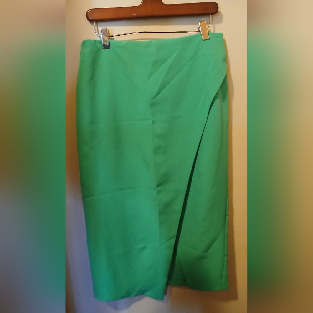 Zara Asymmetrical Skirt in Vibrant Green